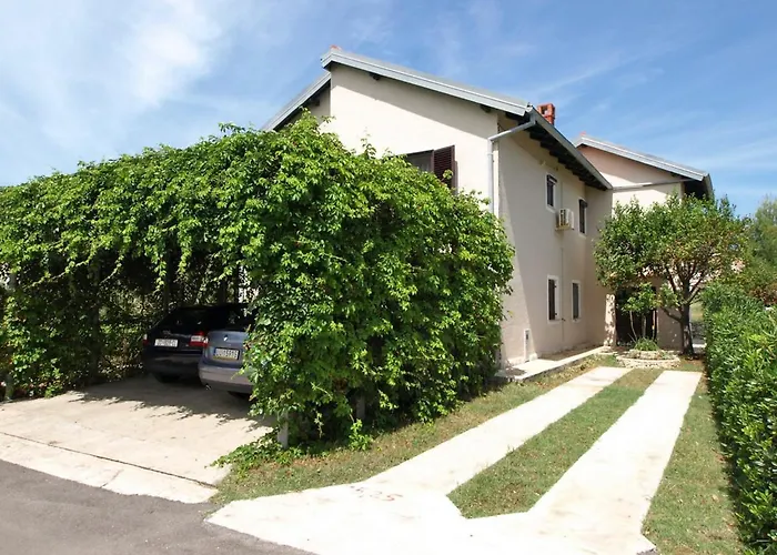 Apartment Marija By Interhome Vir